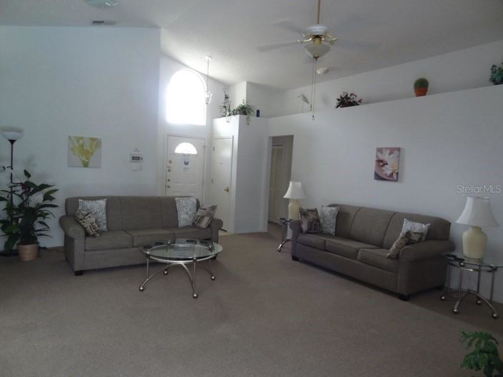 Image No.8-3 Bed Property for sale