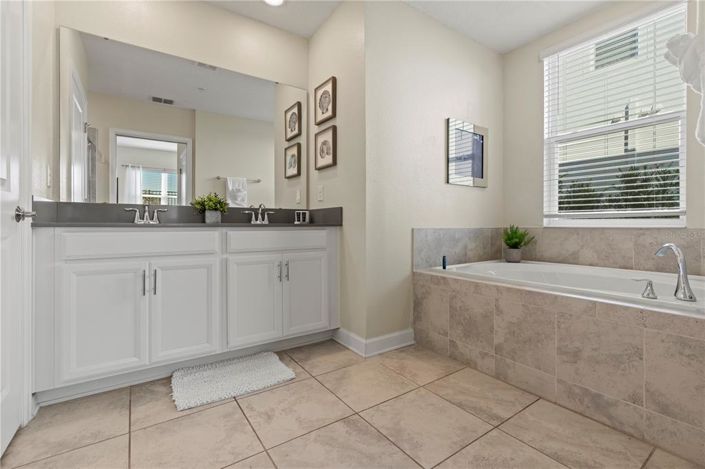 Image No.19-2 Bed Property for sale