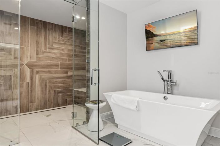 Image No.22-4 Bed Property for sale