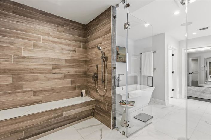 Image No.23-4 Bed Property for sale