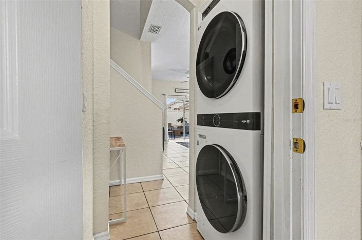 Image No.11-4 Bed Townhouse for sale