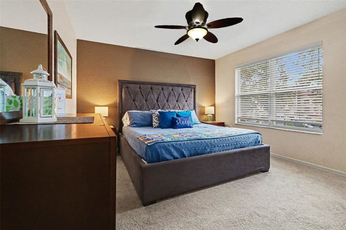 Image No.13-4 Bed Townhouse for sale