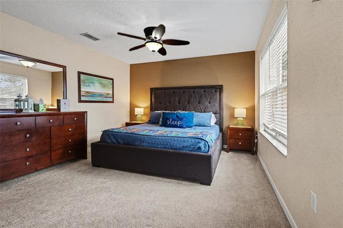 Image No.14-4 Bed Townhouse for sale