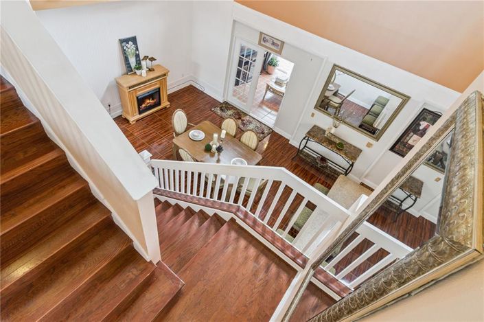 Image No.14-6 Bed Property for sale