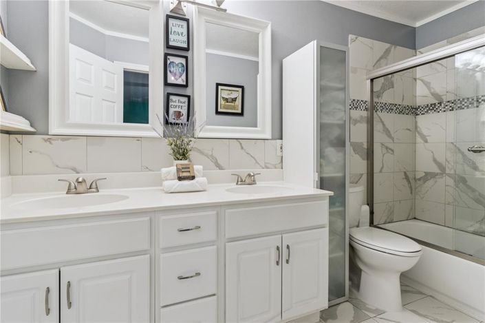 Image No.29-6 Bed Property for sale