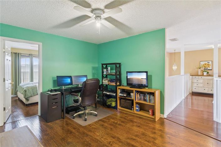 Image No.35-6 Bed Property for sale