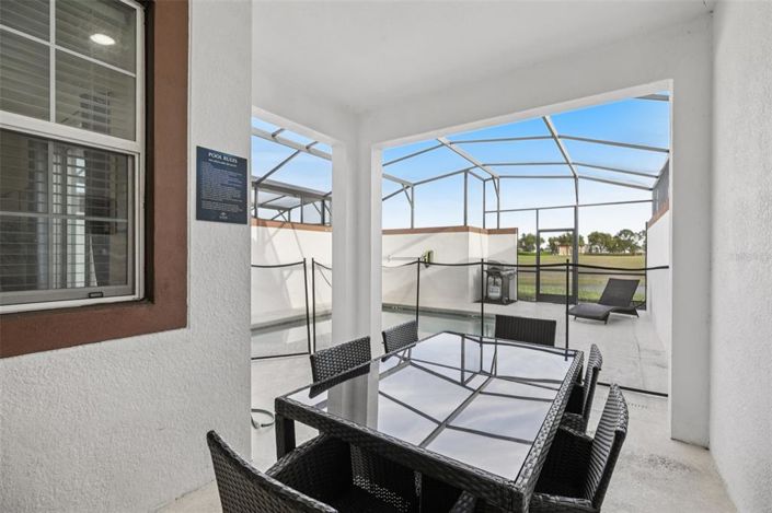 Image No.20-4 Bed Townhouse for sale