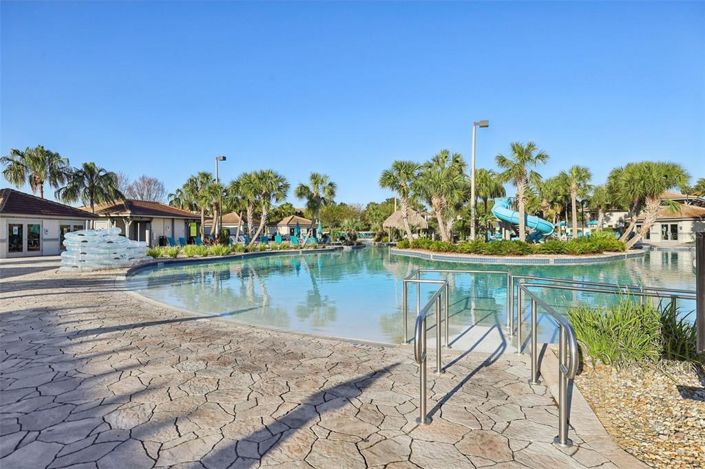 Image No.28-4 Bed Townhouse for sale