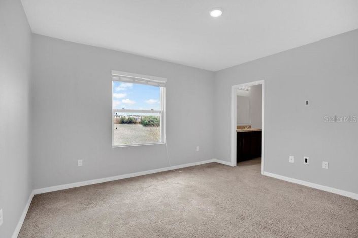 Image No.15-3 Bed Townhouse for sale