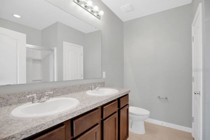 Image No.17-3 Bed Townhouse for sale