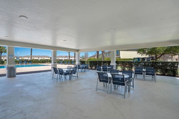 Image No.40-3 Bed Townhouse for sale