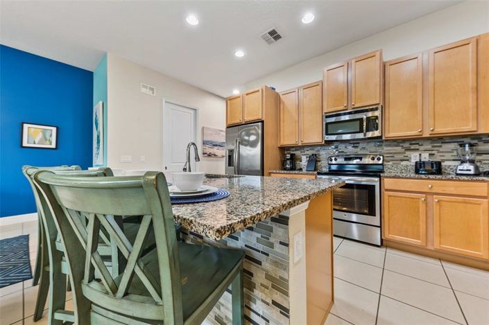 Image No.13-3 Bed Townhouse for sale