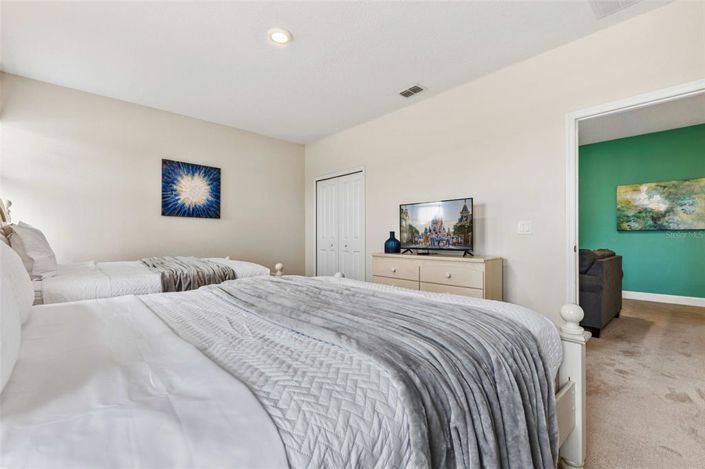 Image No.29-3 Bed Townhouse for sale