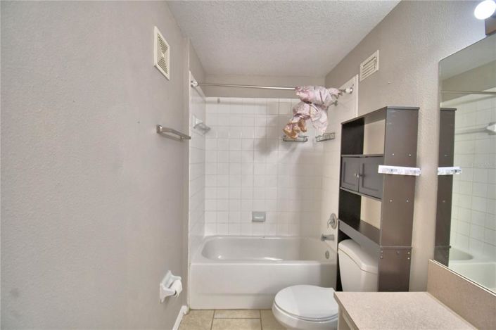 Image No.57-4 Bed Townhouse for sale