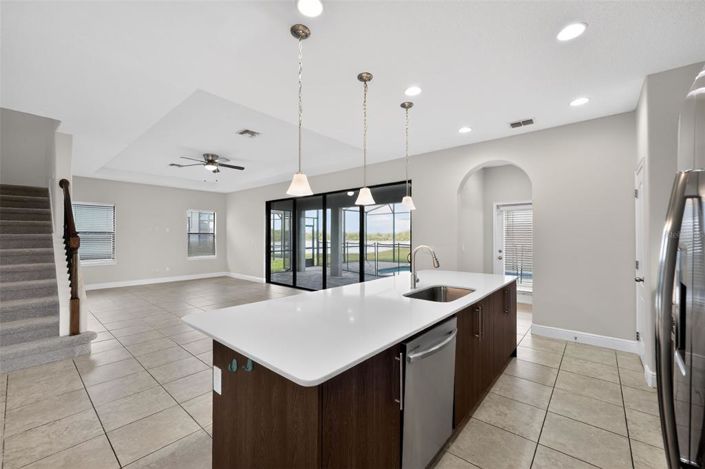 Image No.19-4 Bed Property for sale