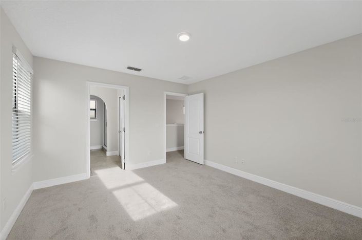 Image No.22-4 Bed Property for sale