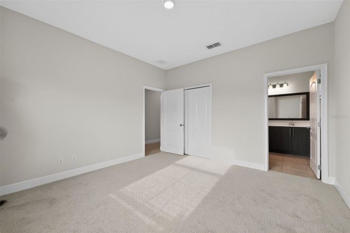 Image No.24-4 Bed Property for sale