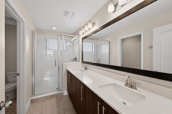 Image No.27-4 Bed Property for sale