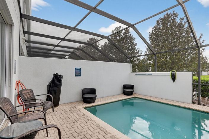 Image No.27-3 Bed Townhouse for sale