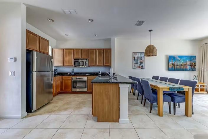 Image No.9-3 Bed Townhouse for sale