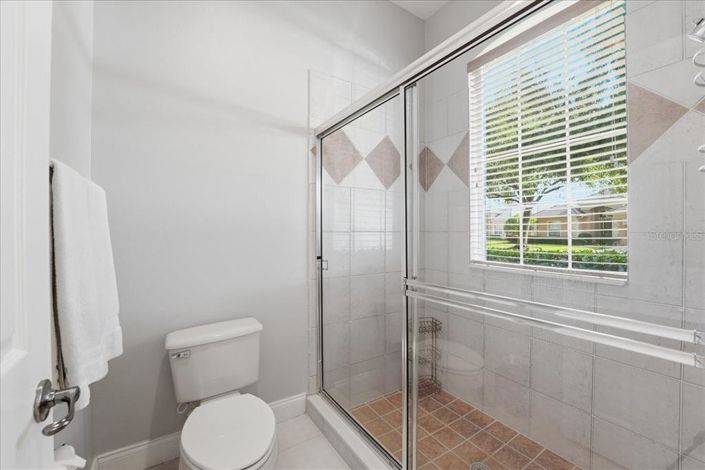 Image No.43-3 Bed Property for sale