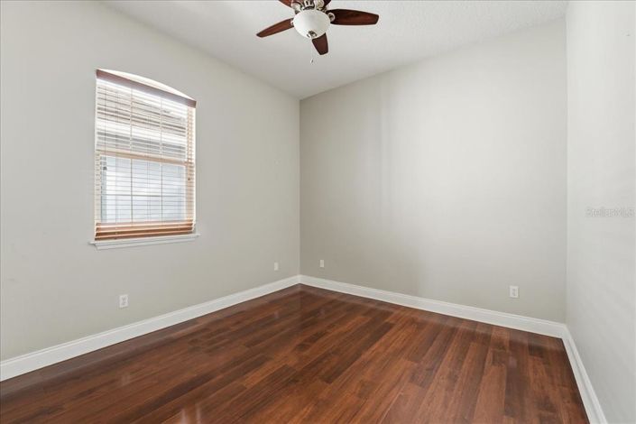 Image No.44-3 Bed Property for sale
