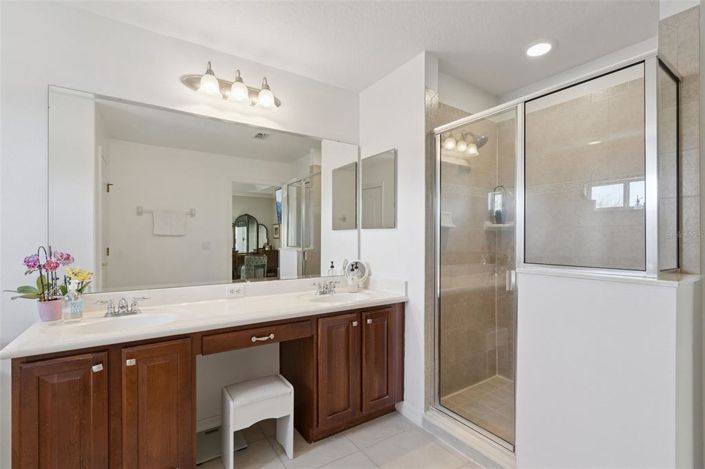 Image No.38-Propriété de 4 chambres à vendre à Clermont