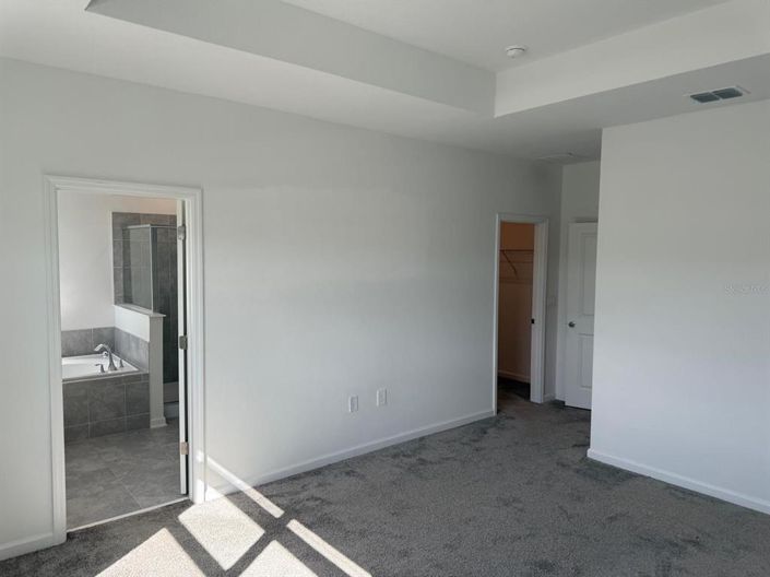 Image No.26-3 Bed Townhouse for sale