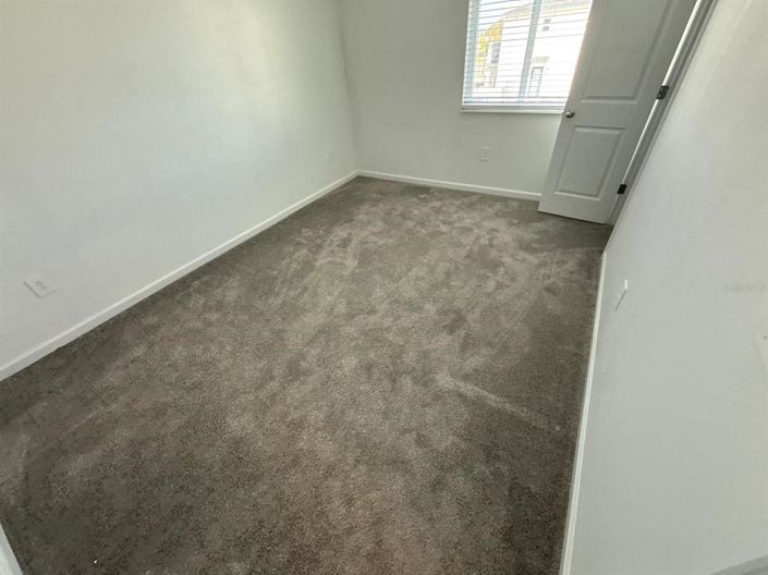 Image No.35-3 Bed Townhouse for sale