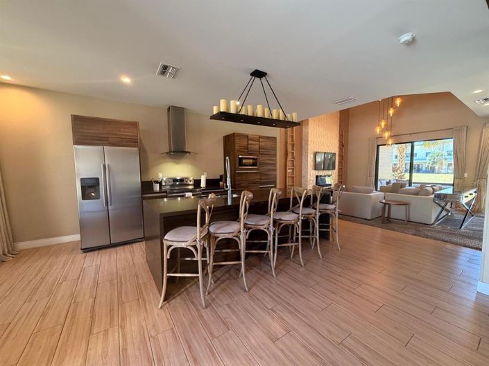 Image No.4-3 Bed Townhouse for sale