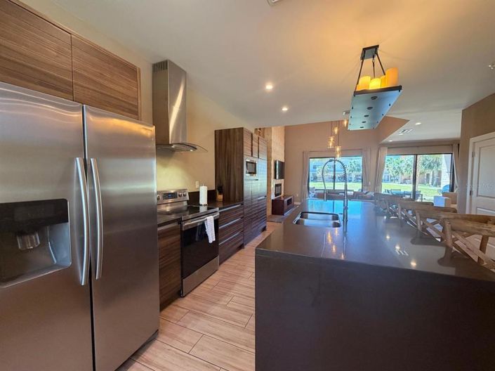 Image No.6-3 Bed Townhouse for sale