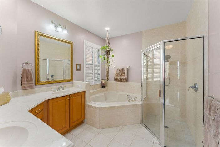 Image No.18-3 Bed Property for sale