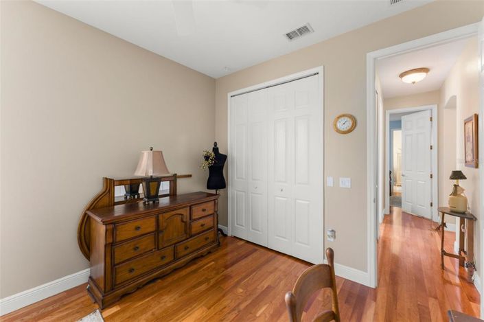 Image No.23-3 Bed Property for sale