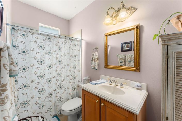 Image No.27-3 Bed Property for sale