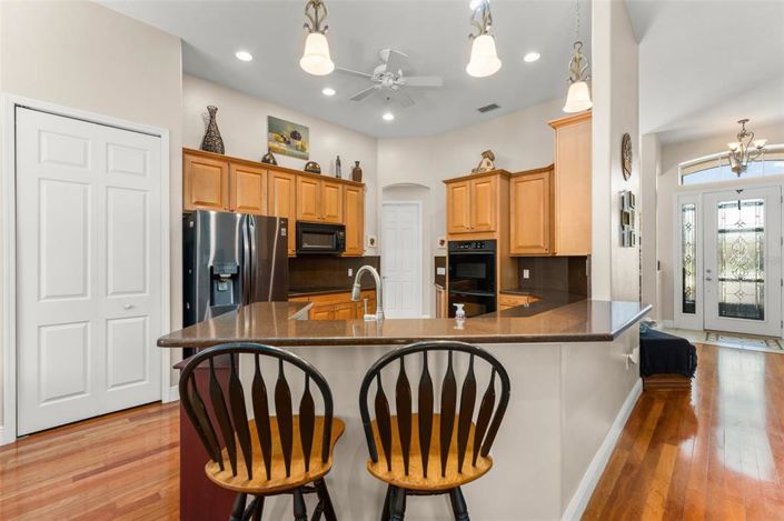 Image No.56-3 Bed Property for sale