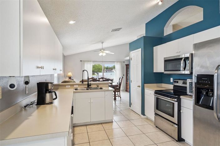 Image No.5-3 Bed Property for sale