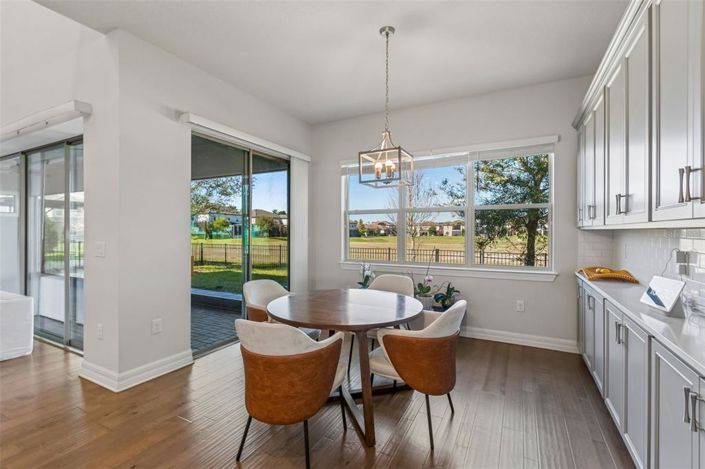 Image No.18-Propriété de 4 chambres à vendre à Orlando