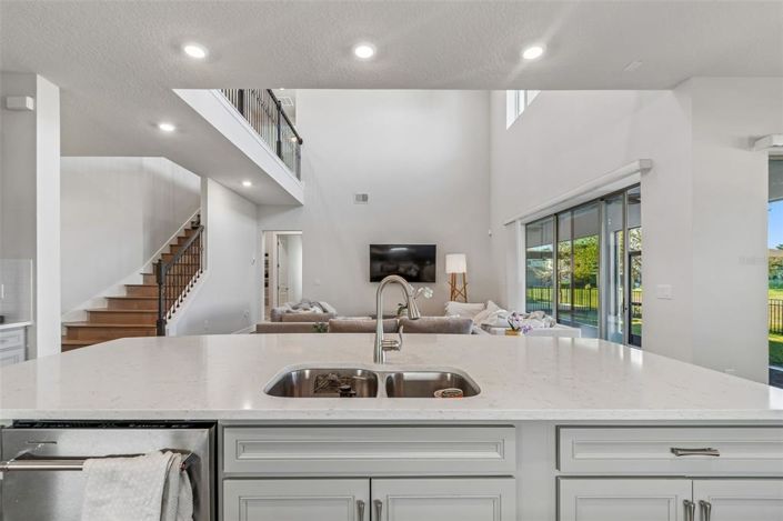 Image No.21-Propriété de 4 chambres à vendre à Orlando