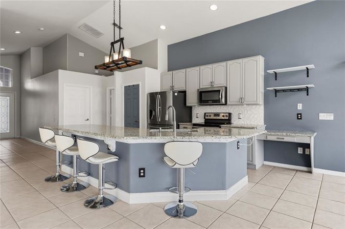 Image No.3-3 Bed Property for sale