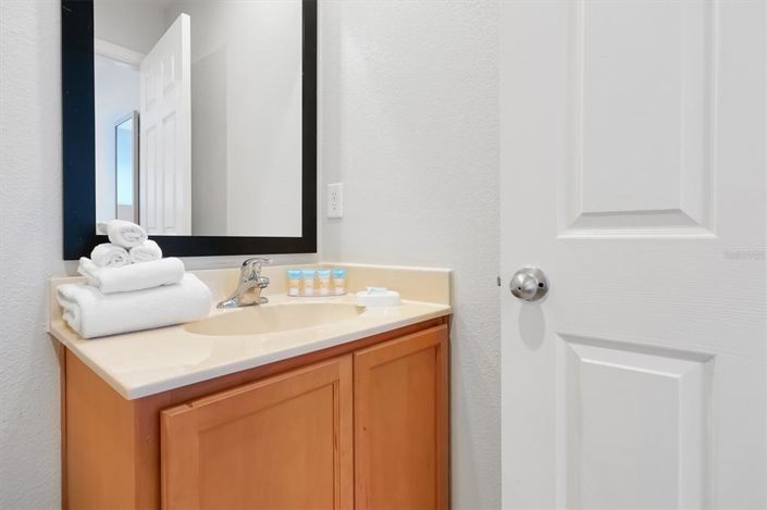 Image No.32-2 Bed Townhouse for sale