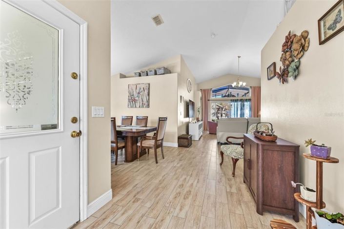 Image No.11-Propriété de 4 chambres à vendre à Clermont