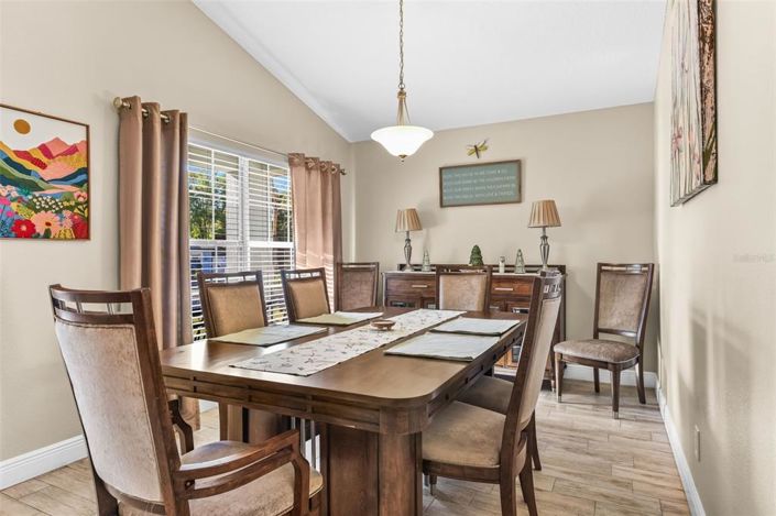 Image No.13-Propriété de 4 chambres à vendre à Clermont