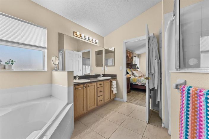 Image No.25-Propriété de 4 chambres à vendre à Clermont