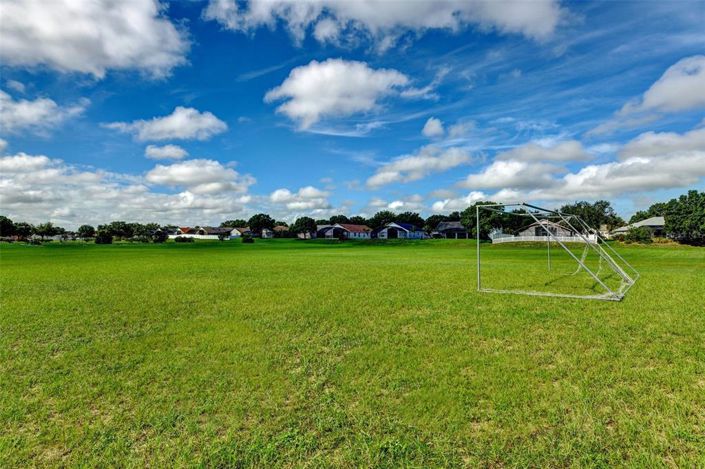 Image No.56-Propriété de 4 chambres à vendre à Clermont