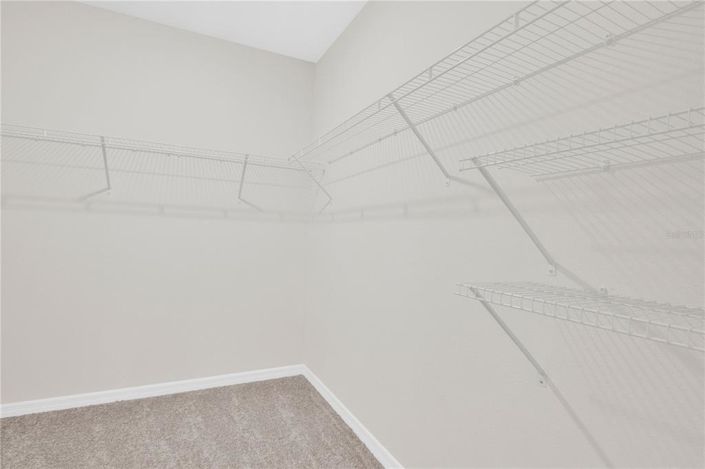 Image No.17-4 Bed Property for sale