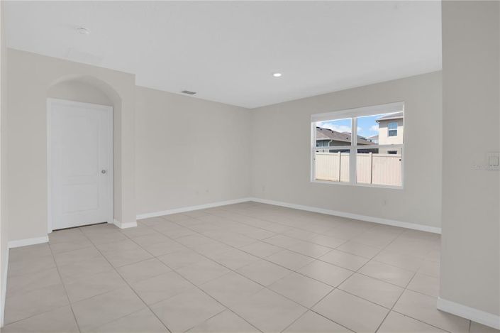 Image No.5-4 Bed Property for sale