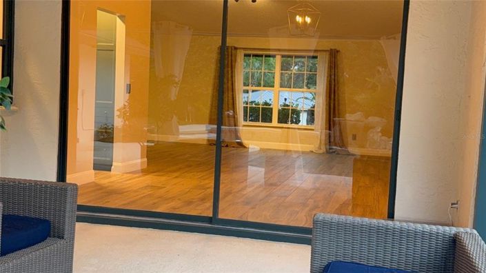 Image No.21-Propriété de 4 chambres à vendre à Orlando