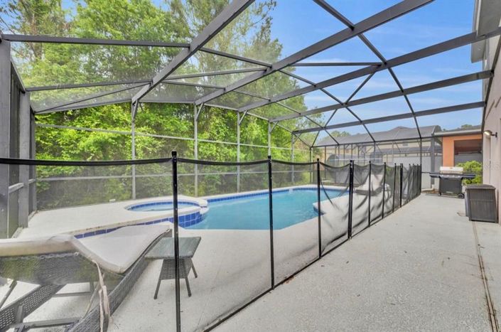 Image No.41-5 Bed Property for sale