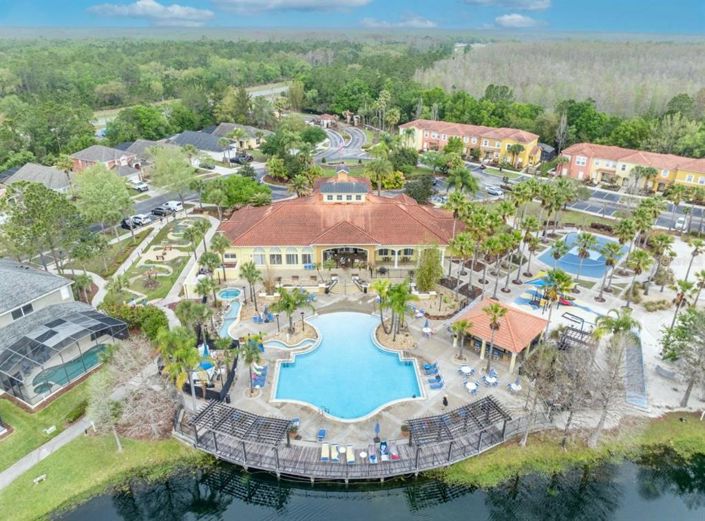 Image No.44-5 Bed Property for sale