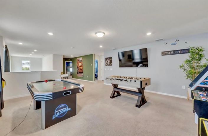 Image No.26-6 Bed Property for sale